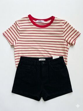 2-Piece Outfit Set Cotton On High Rise Denim Shorts (4) & Micro Crop Tee (M)